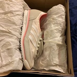 Adidas size 7.5 brand new in a box